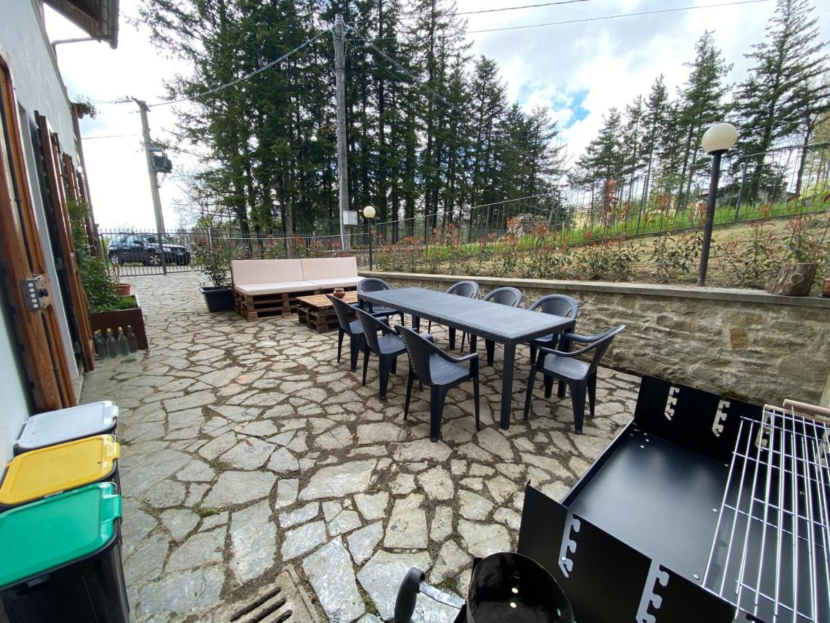 Agriturismo Borgo Nuovo Di Mulinelli Арецо Екстериор снимка
