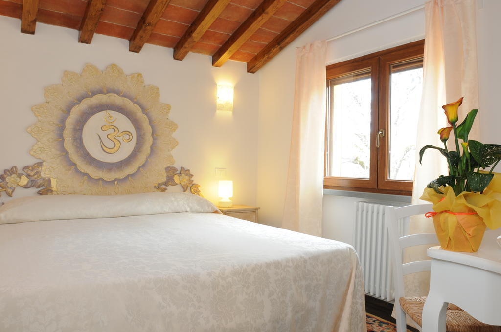 Agriturismo Borgo Nuovo Di Mulinelli Арецо Стая снимка