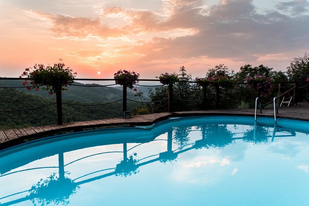Agriturismo Borgo Nuovo Di Mulinelli Арецо Екстериор снимка