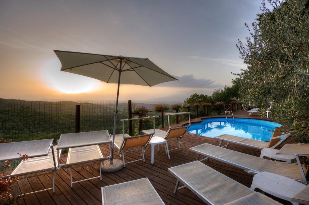 Agriturismo Borgo Nuovo Di Mulinelli Арецо Екстериор снимка