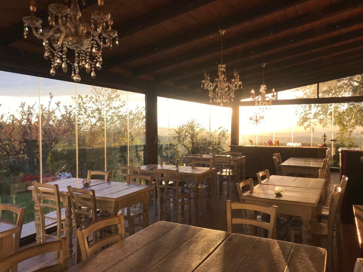 Agriturismo Borgo Nuovo Di Mulinelli Арецо Екстериор снимка