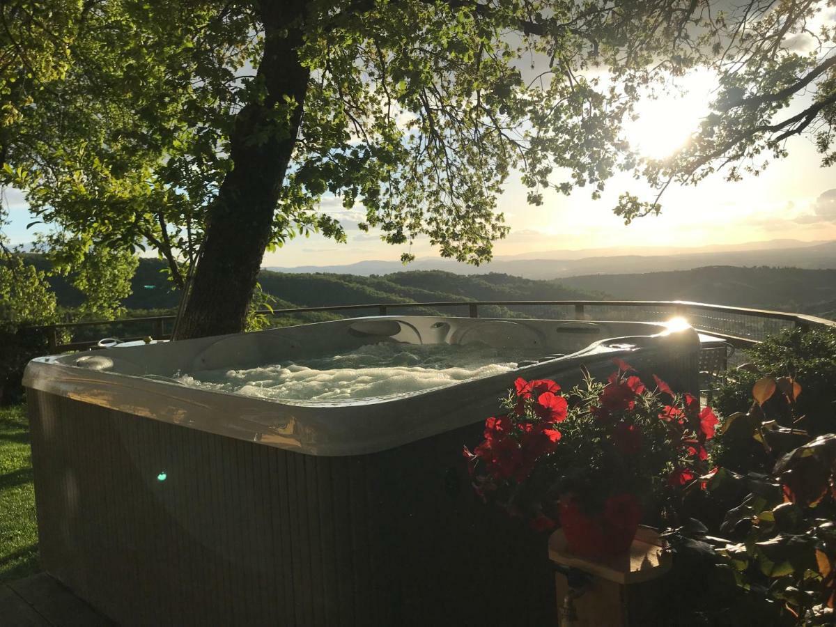Agriturismo Borgo Nuovo Di Mulinelli Арецо Екстериор снимка